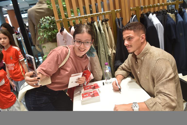 Ivanovic foi bastante requisitado - Foto: Miguel Nunes