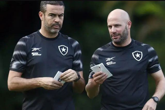 Franclim Carvalho foi adjunto de Artur Jorge