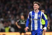 Oskar Pietuszewski (FC Porto), chegou no inverno e chama a atenção a sua capacidade de drible. Foto Rogério Ferreira/KAPTA +