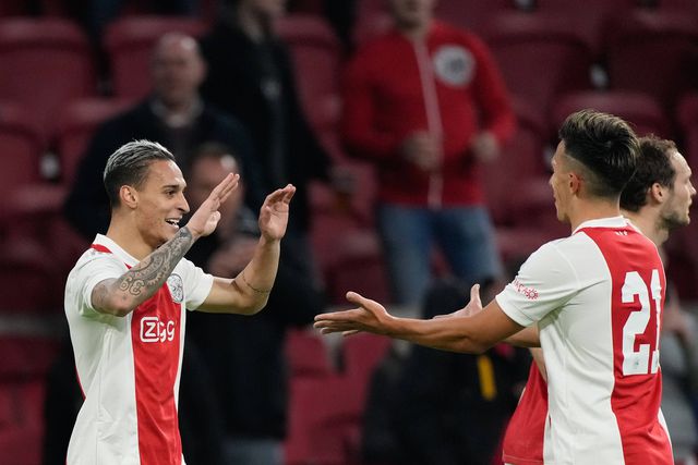 Olheiro exige valor astronómico ao Ajax por duas transferências milionárias