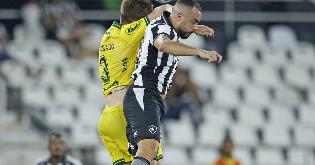 Vídeo: dois segundos de jogo e… ex-Benfica ‘vira’ ex-FC Porto