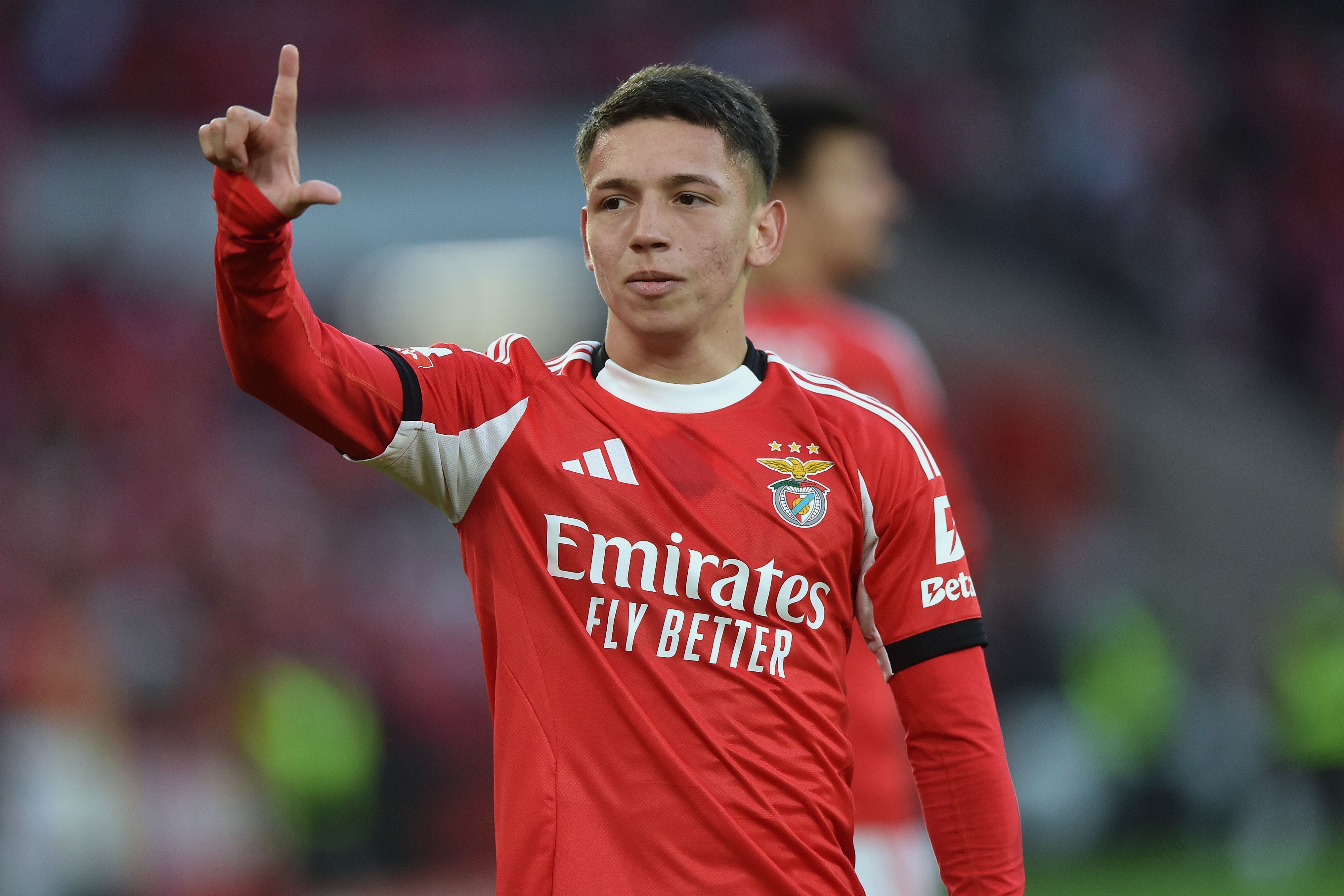 Gianluca Prestianni soma 35 jogos e três golos no Benfica esta época — Foto: IMAGO