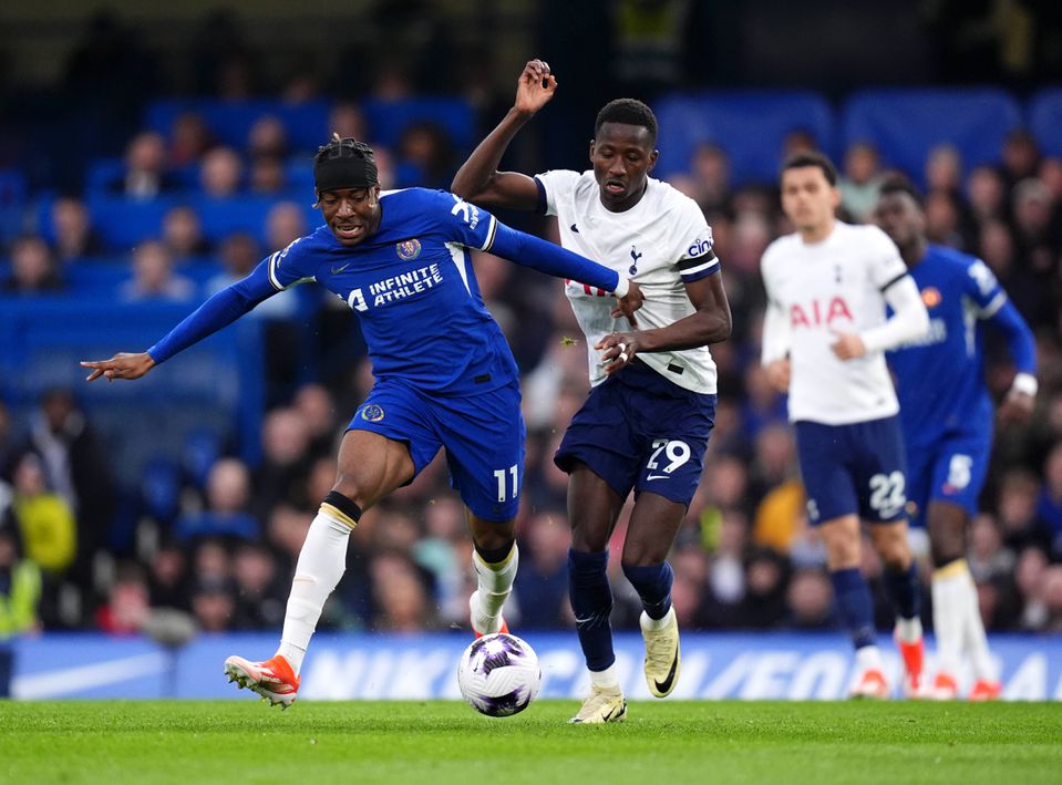 Fim da crise: Chelsea vence dérbi londrino contra o Tottenham
