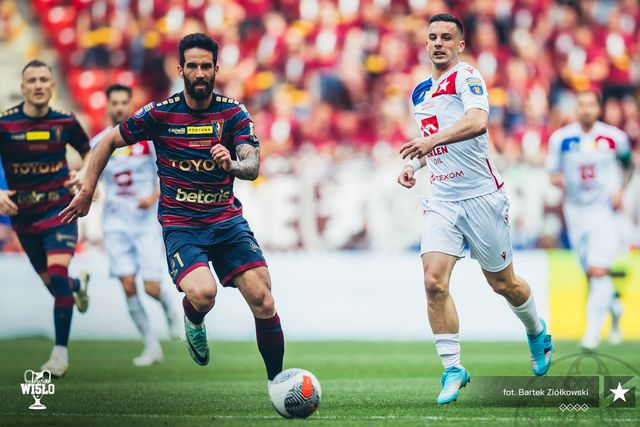 Pogon, com João Gamboa, leva balde de água fria e perde a Taça da Polónia