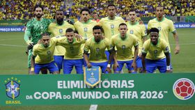 Brasil vermelho de raiva