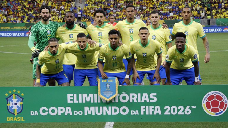 Brasil vermelho de raiva