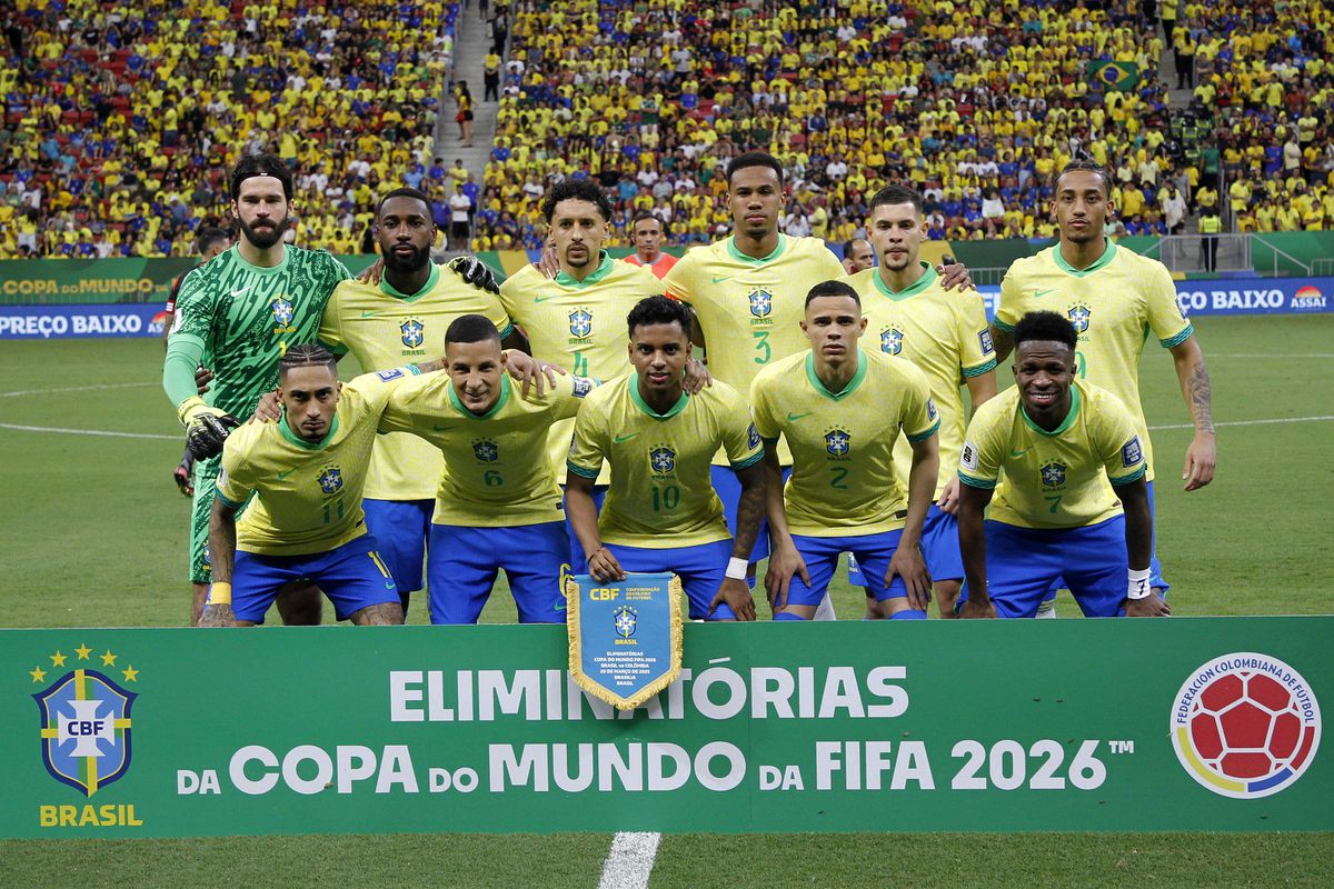 Brasil vermelho de raiva
