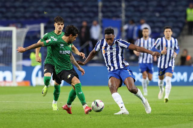 Samu bisa e sossega bancadas (vídeo)