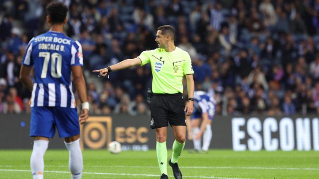 Foi bem marcado o penálti a favor do FC Porto? A análise de Pedro Henriques (vídeo)