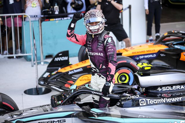 Piloto da Mercedes tornou-se o mais novo de sempre a conquistar uma 'pole position'