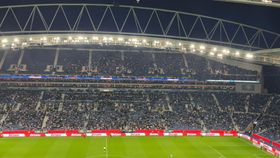 Tribunal do Dragão não perdoa e brinda equipa com assobios (vídeo)