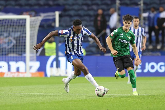 Samu opera reviravolta de penálti (vídeo)