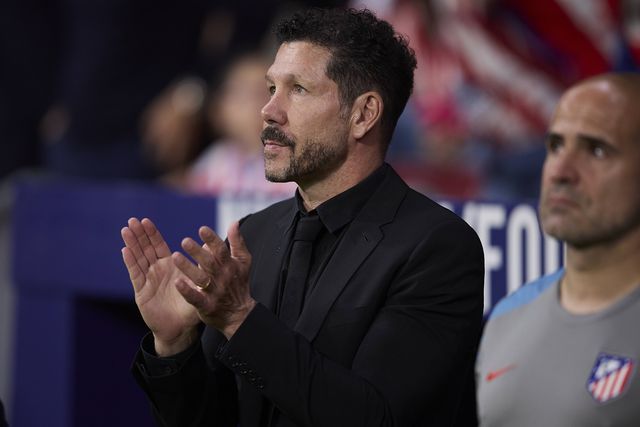 Diego Simeone responde a «pergunta comprometedora»: «Fazem de mim tonto...»