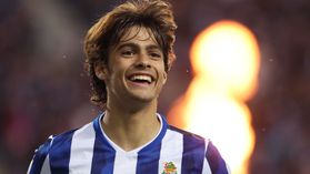 Mora e o desafio que o adversário lhe lançou e deu no... 3-1