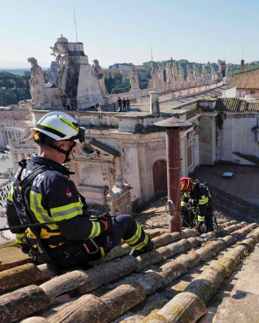 Chaminé do Vaticano onde sairá o fumo sobre eleição no novo Papa