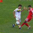 VÍDEO: entrada duríssima e alerta do VAR valem expulsão a Otamendi