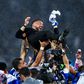 Farioli atirado ao ar (FC Porto/X)