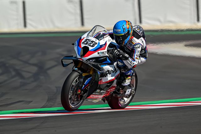Miguel Oliveira, piloto português da BMW