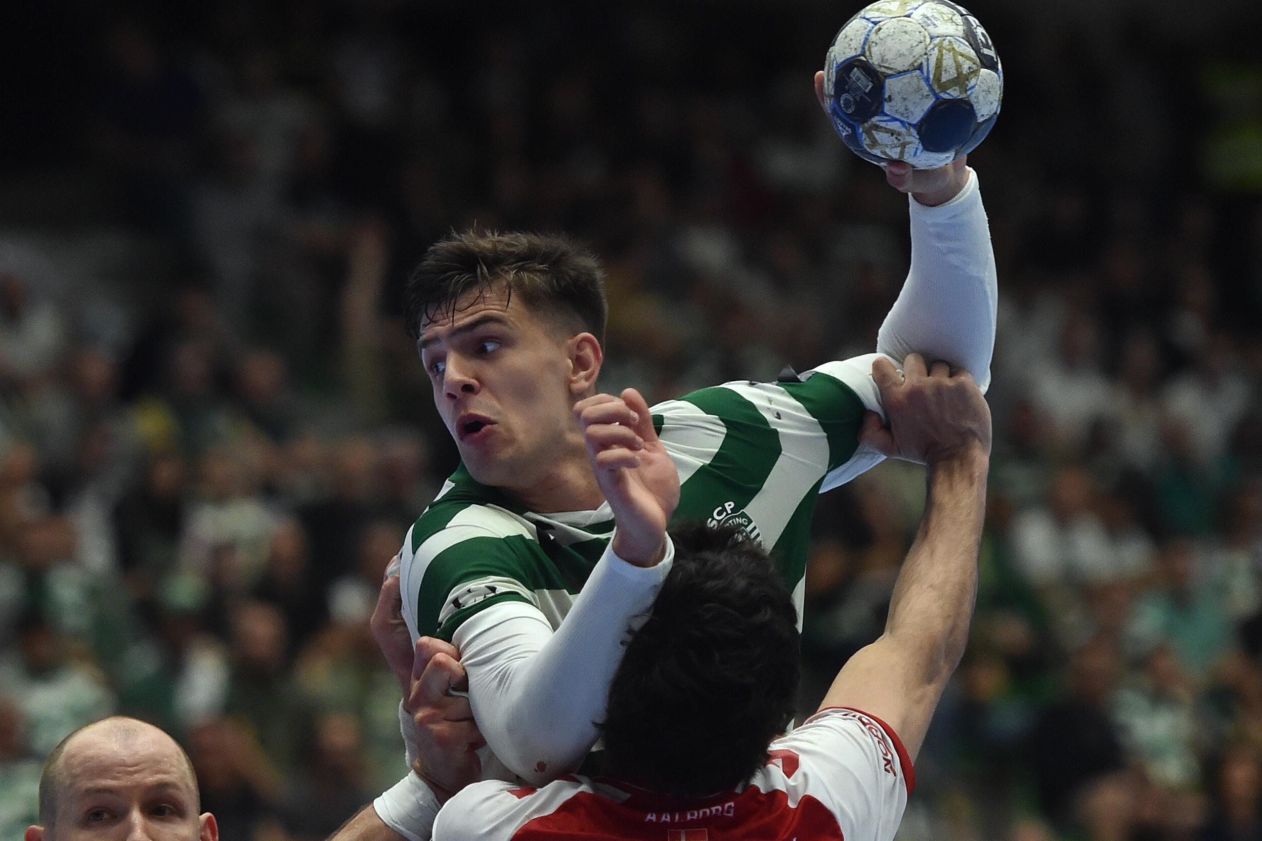 Kiko Costa foi o melhor marcador do jogo com 11 golos. Foto Miguel Nunes