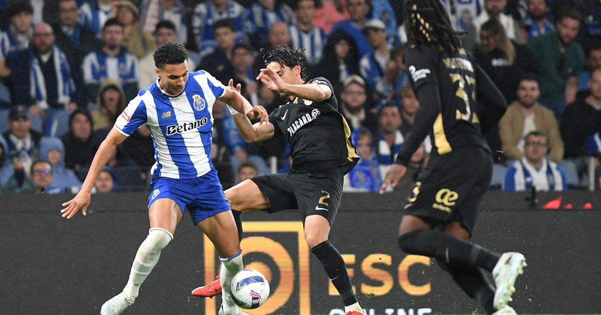 A cabeça de Bednarek e Alberto de Costa a Costa (as notas do FC Porto)
