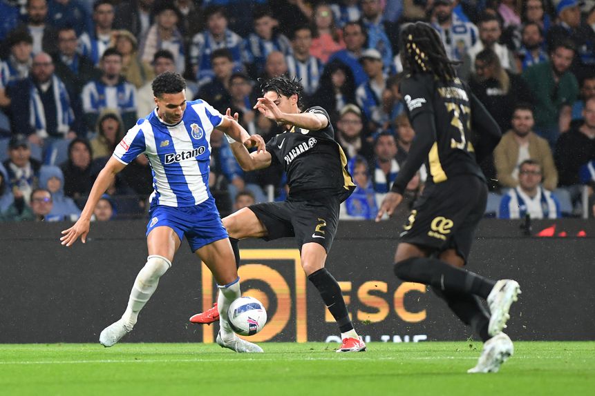 Alberto,o melhor do FC Porto-Alverca (Foto: Rogério Ferreira/KAPTA+)