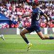 Barcola bem tento marcar, mas não conseguiu e o PSG não foi além de um empate frente ao Lorient - FOTO:Imago