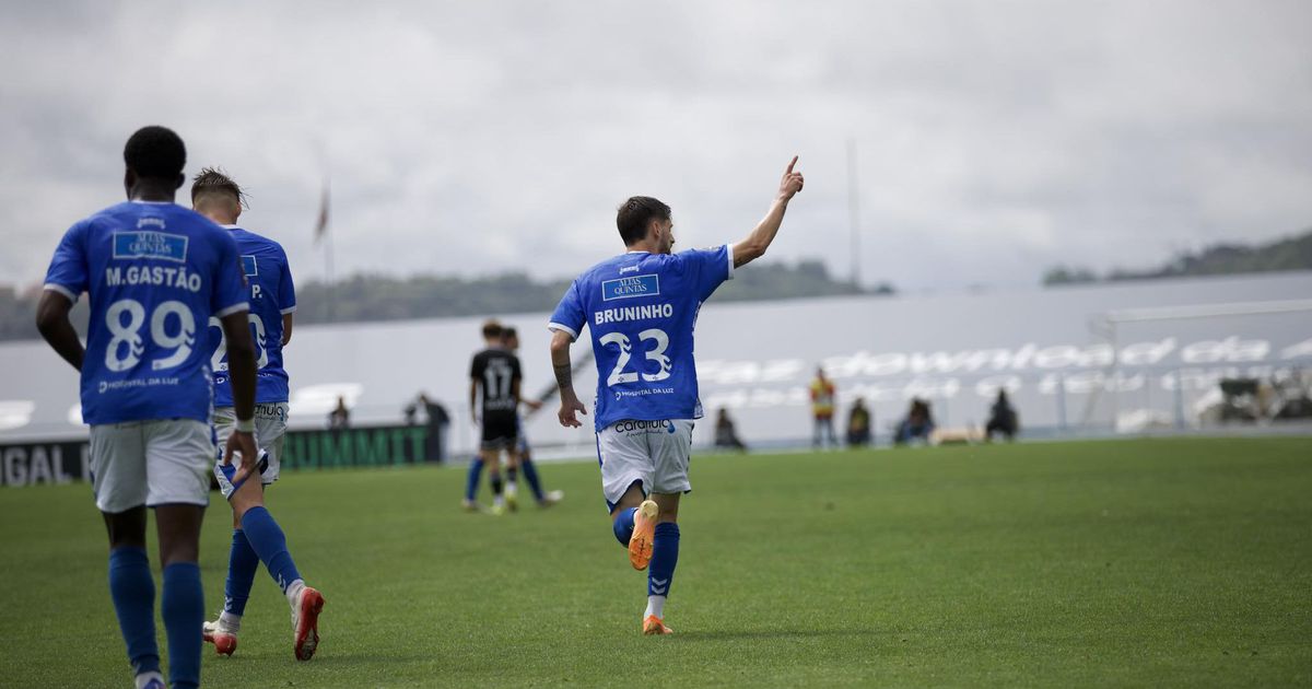 Belenenses complica contas da subida