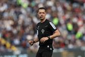 Gustavo Correia foi o árbitro do Famalicão-Benfica (EPA/ESTELA SILVA)