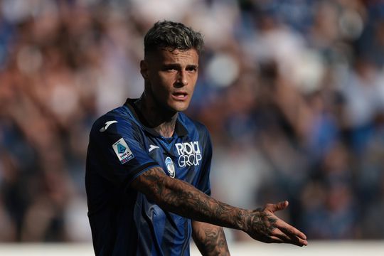 Alerta na Atalanta: Scamacca com lesão muito grave