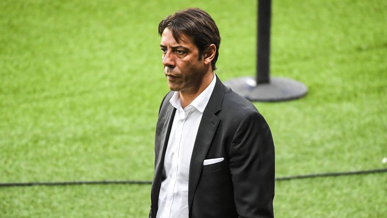 Se Rui Costa ama o Benfica deve demitir-se