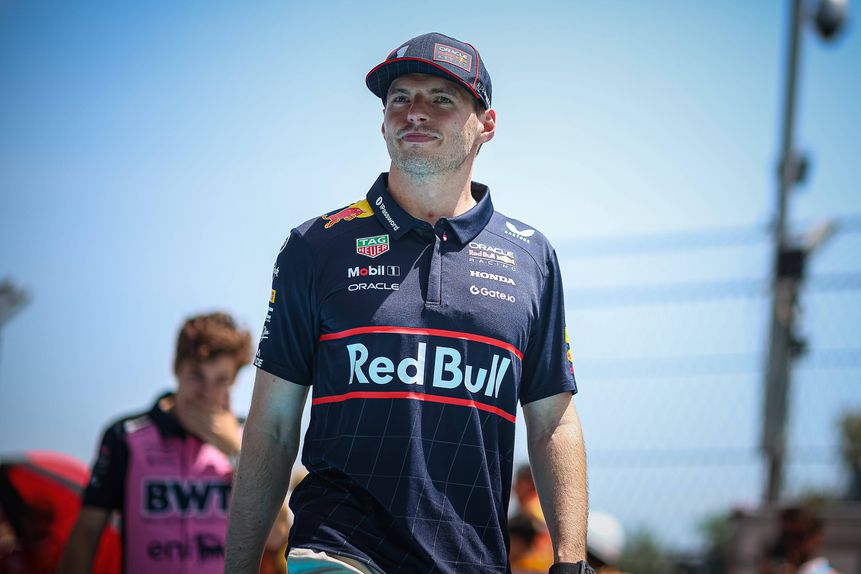 Max Verstappen terminou no 10.º lugar do GP de Espanha
