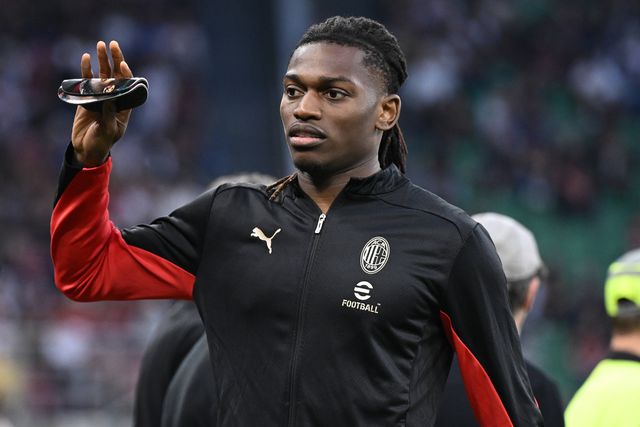 Rafael Leão está no Milan há seis anos, portanto, desde 2019