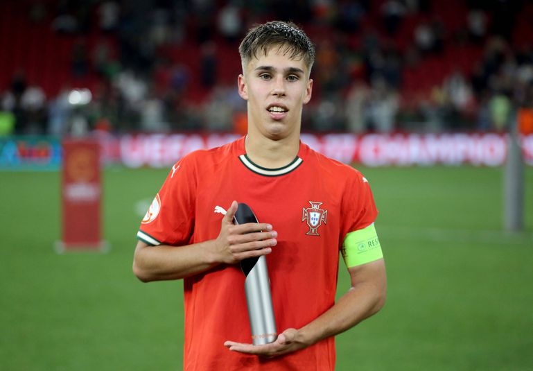 Rafael Quintas, o relógio suíço do Benfica que é o orgulho do avô