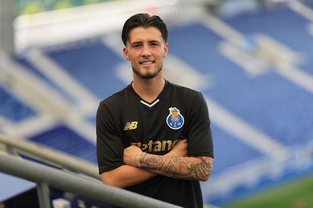 Gonçalo Silva renovou contrato e vai jogar na equipa B na próxima época (foto: FC Porto)