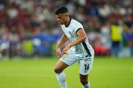 6 - Matheus Nunes