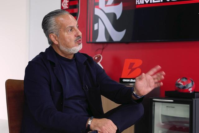 Porque se decidiu o Flamengo pela contratação de Leonardo Jardim?