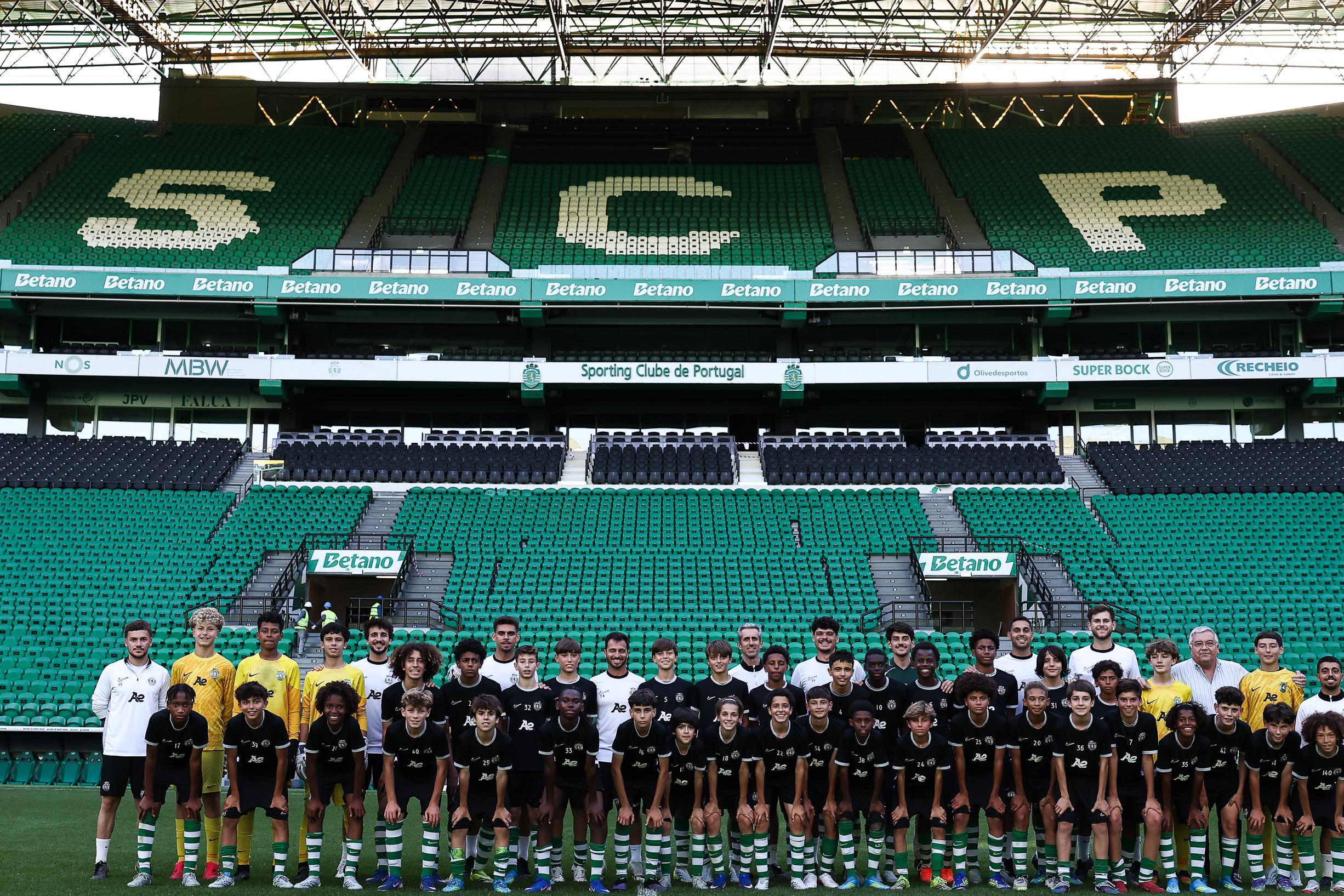 Jovens leões jamais esquecerão a experiência de treinar em Alvalade - Foto: SPORTING CP