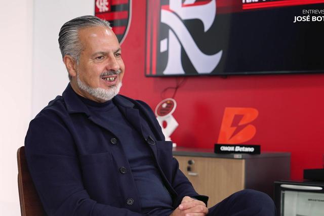 «Custou-me bastante adaptar à imprensa aqui do Brasil»