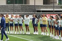 Momento de união: Navegadoras juntam-se à Seleção masculina