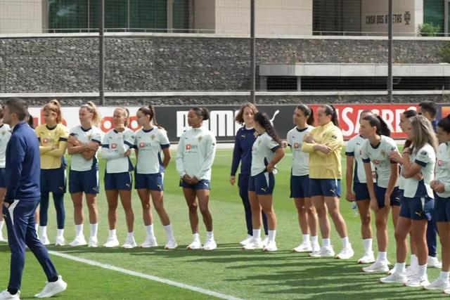Momento de união: Navegadoras juntam-se à Seleção masculina