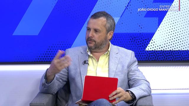 «Pressa foi tanta que há problema contratual com Mourinho»