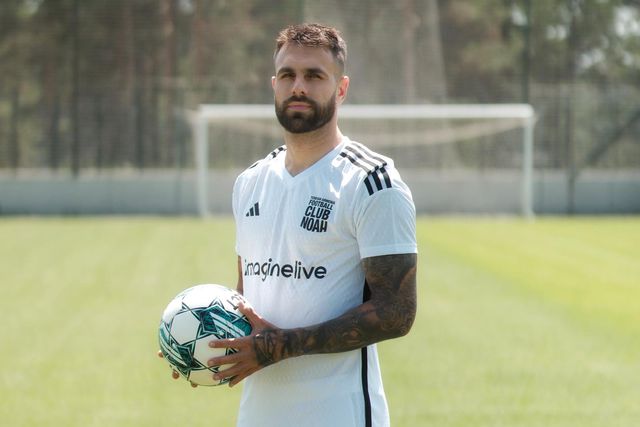 Gonçalo Gregório junta-se a portugueses no FC Noah