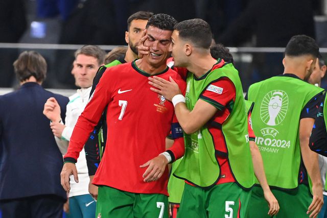 Conor McGregor deixa mensagem de incentivo a Cristiano Ronaldo