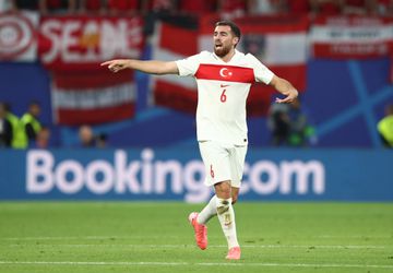 Çalhanoglu diz que Kokçu é «especial»