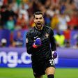 Diogo Costa reage com uma palavra à exibição mágica no Euro 2024