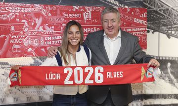 Benfica segura Lúcia Alves