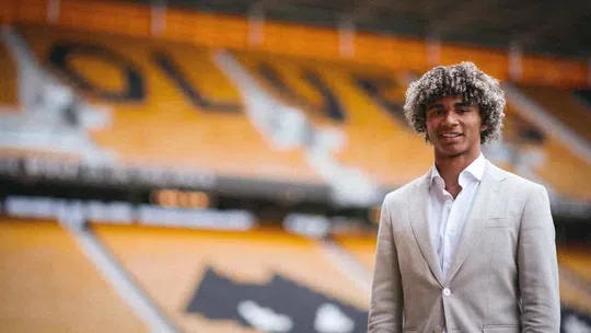 Oficial: Wolverhampton anuncia Pedro Lima de forma original (vídeo)
