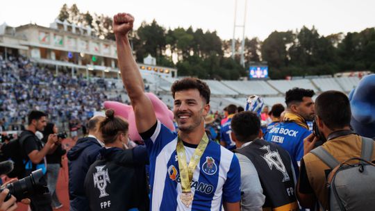 Com este onze de Zé Pedro, o FC Porto poderia 'tocar o céu'