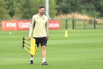 Javi García mantém ligação ao Benfica
