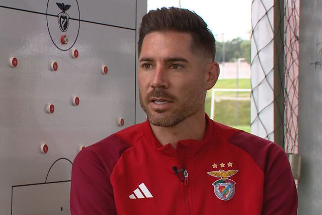 Javi vê o Benfica favorito contra o Barça e fala de carinho e maldição
